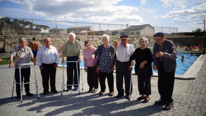 Dia de piscina para os utentes